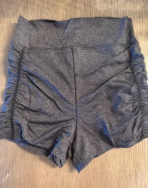 NIA High Waisted Ruched Side Zuma Shorts Space‎ Dye Gray XS NWT MSRP $58 thumbnail 1