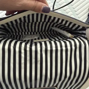 NWT‎ Kate Spade Juliana Hampton Road Crossbody Navy Pebbled Leather Purse Bag thumbnail 8