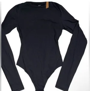 SKIMS Fits Everybody Long Sleeve Bodysuit XS thumbnail 2