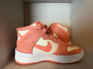 Nike Dunk High Crimson thumbnail 2