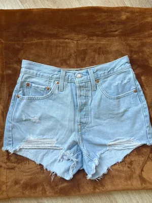 Levi’s 501 Button Fly Cotton High-Rise Denim Shorts Ojai Top Size 26 thumbnail 3