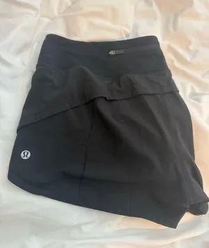 Lululemon 2.5" Speed Shorts Black thumbnail 1