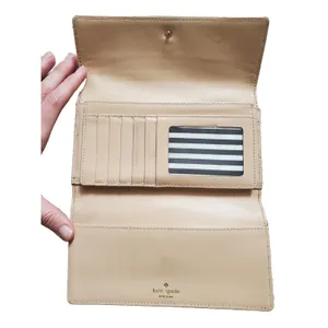 Kate Spade Wallet Sander Southport Avenue Clutch Buttermilk Black New York FLAWS thumbnail 2