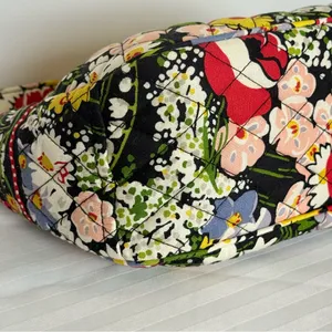 Vera Bradley ‘Poppy Fields’ Shoulder Bag Vibrant Floral Design Quilted Cotton thumbnail 9