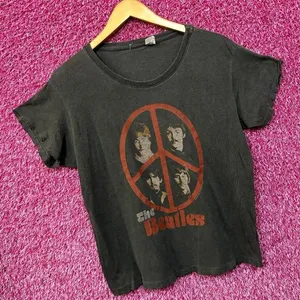 The Beatles Peace Sign Poster Rock Tee S thumbnail 2