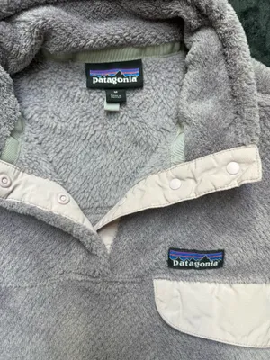 Patagonia Women’s Re-Tool Snap-T Pullover Fleece thumbnail 2