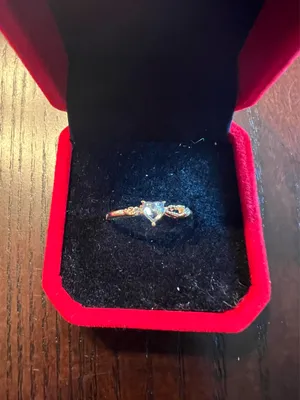 Gorgeous 10k Plated Cubic Zirconia Ring Size 8 thumbnail 1