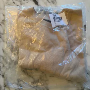 EUC QUINCE Lightweight Cotton Cashmere Crew Sweater - small hole customer return thumbnail 11