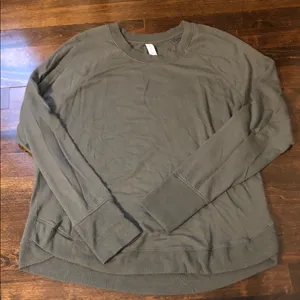 Athleta Gray Long Sleeve thumbnail 1