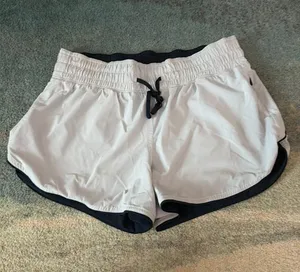 Lululemon Reversible Black/Light Grey Size 6 Shorts  thumbnail 1
