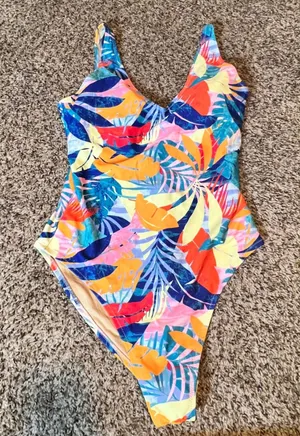 Old Navy Women Tropical Palm Leaf V-Neck One-Piece‎ Swimsuit Multicolor Med NWT thumbnail 1