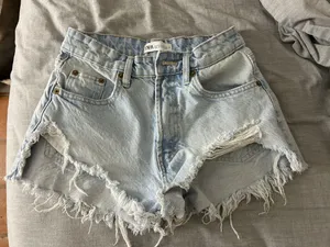 ZARA shorts thumbnail 1