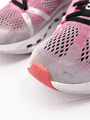 ON RUNNING Cloudsurfer Auburn Frost Running Shoes Sneakers Women’s Size 7 thumbnail 9