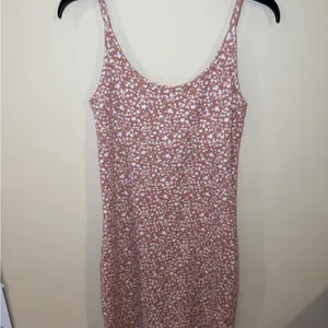 Old Navy Pink and White Floral Dress thumbnail 2