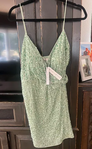 Alice + Olivia Dress thumbnail 1