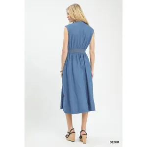 Umgee‎ Denim Sleeveless Zip-Front Smocked Waist Midi Dress - Small thumbnail 3