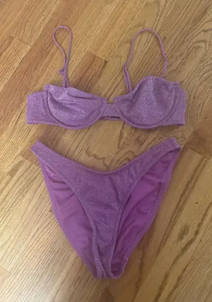 Triangl Bikini thumbnail 1