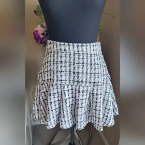 Kendall + Kylie NWT Generation K Black & white tweed skirt thumbnail 5