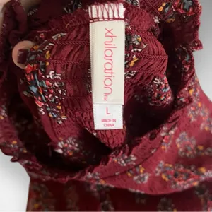 XHILARATION Women's Burgundy Floral Paisley Semi Sheer Smocked Tunic | EUC thumbnail 5
