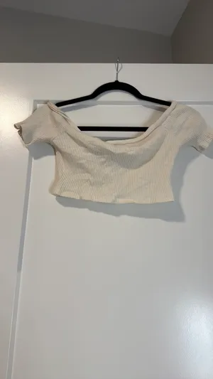 Forever 21 Top Crop thumbnail 2
