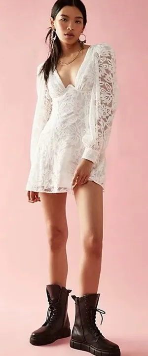NWT NEW For Love & Lemons Maureen Mini Dress White Lace Size XS thumbnail 1