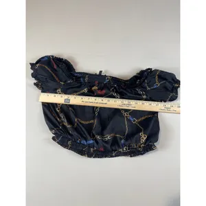 Iris Off‑Shoulder Crop Top Size M Black Gold Chain Detail thumbnail 4