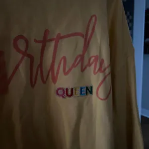 Judith March‎ birthday queen sweatshirt size XL thumbnail 4