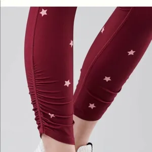 GILLY Hicks Go Recharge‎ High Rise Cinch 7/8 Star Leggings thumbnail 5