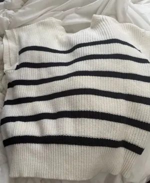 Moon & Maddison Knit Sweater thumbnail 1