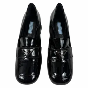 Prada Patent Square Front Enamel Logo Loafer Pump Black Size 37.5 thumbnail 4