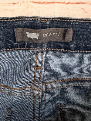 Levi’s | 524 Women’s Dark Blue Skinny Jeans thumbnail 2
