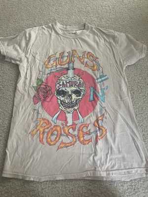 Urban Outfitters NWT guns And Roses Tee thumbnail 1