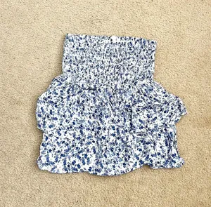 Garage Skirt thumbnail 1