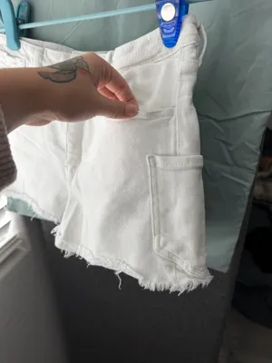 KanCan White High-Rise Denim Shorts – Size 28 thumbnail 5