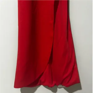 Mac Duggal Red Gown Cut Out Slit Size 6 thumbnail 3