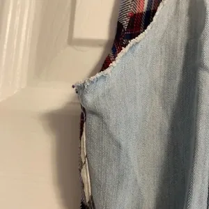 Rails Denim & Plaid Button Down Sleeveless Top thumbnail 4