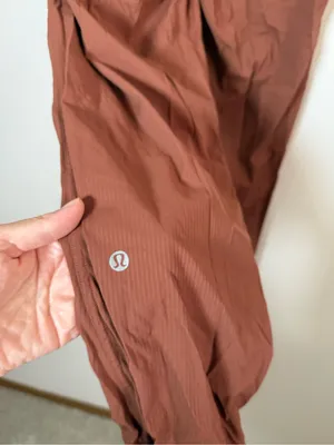 Lululemon Dance Studio Mid-Rise Jogger
Ancient Copper thumbnail 4