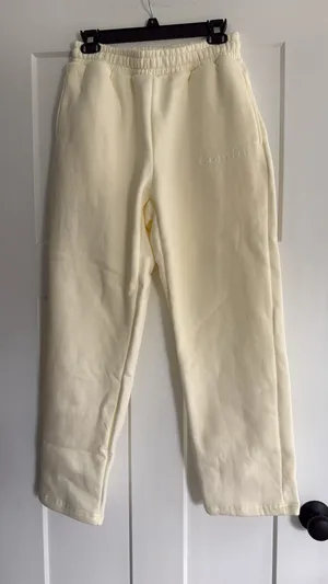 Comfrt XS Minimalist Straight Leg Sweatpants thumbnail 3