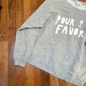 Wild fox medium pour favor grey sweatshirt medium crew neck thumbnail 6