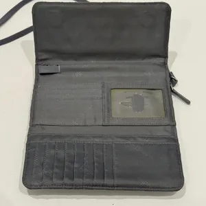 Vera Bradley‎ Gray Quilted Microfiber All in One Travel Crossbody Wallet Bag Zip thumbnail 3