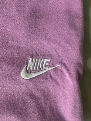 Purple Nike tee thumbnail 3