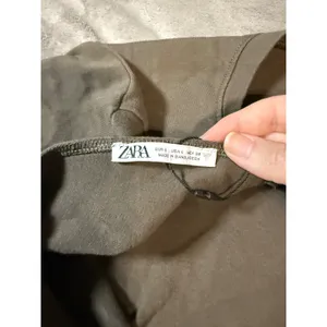 Zara Women Long Sleeve Brown Top Open Back Twist‎ Round Neck Size Large thumbnail 5