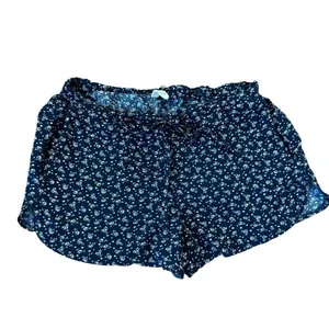 Brandy Melville John Galt navy floral short size xs thumbnail 8