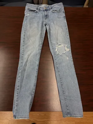 Levi’s 711 Skinny Jeans Size 28 thumbnail 1