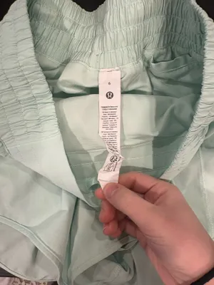 Lululemon Hotty Shorts 2.5" thumbnail 2