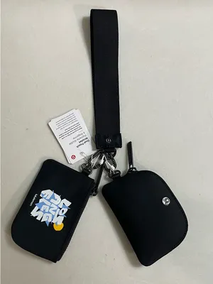 Lululemon NWT Dual Pouch Black Wristlet Keychain Los Angeles Graphic thumbnail 1