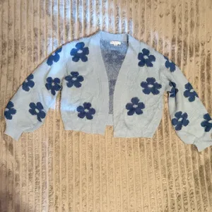 Hyfve Womens Blue Floral Fuzzy Knit Open Front Cardigan HF24F788 Small thumbnail 2
