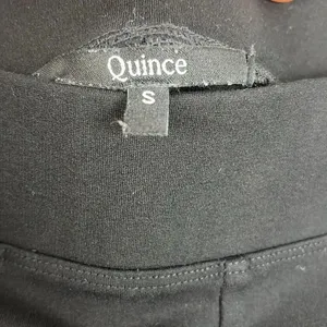 Quince women’s pull on black ponte cropped straight leg dress pant size S thumbnail 4