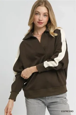 ✨NWT Umgee‎ Color Block Polo Sweatshirt thumbnail 1