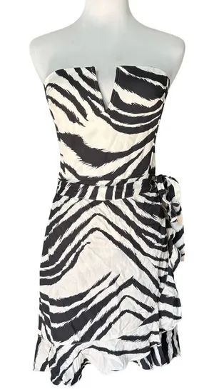 Sun Becomes‎ Her Bustier Wrap Dress in Zebra Sz M White Black thumbnail 1
